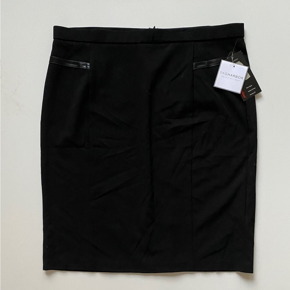 NWT Sag Harbor Black Slimming Solution Comfort Waist Work Skirt Missy Women’s 16